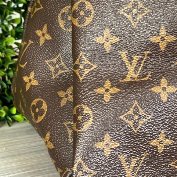 Pre owned Louis Vuitton Artsy MM - Picture 6 of 16